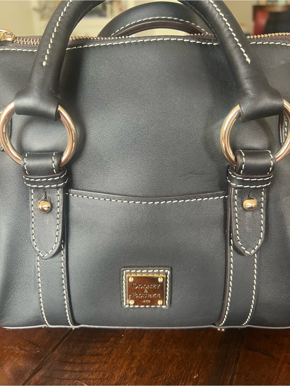 Dooney & Bourke 1975 Black Leather Dome Satchel Crossbody Bag Gold Hardware - Picture 2 of 10